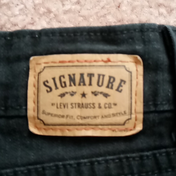 Levi's Ladies Black Jeans - Picture 4 of 7